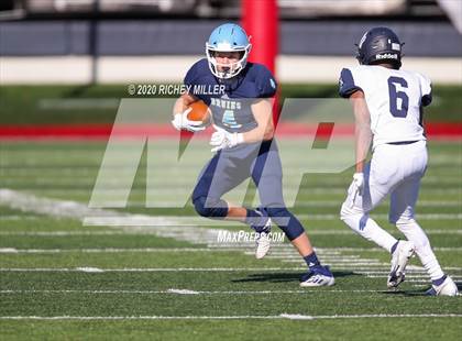 Thumbnail 3 in Pulaski Academy vs. Little Rock Christian Academy (AAA 5A Final) photogallery.