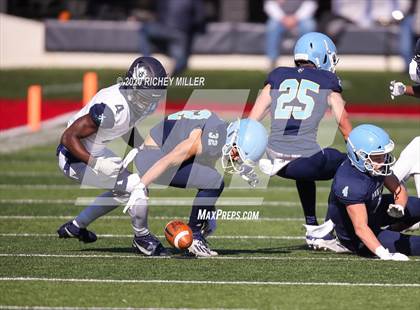 Thumbnail 1 in Pulaski Academy vs. Little Rock Christian Academy (AAA 5A Final) photogallery.