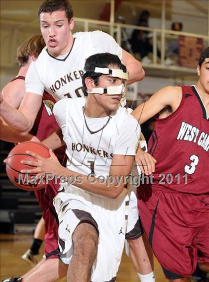 Thumbnail 3 in West Campus vs. Yuba City (Mel Good Holiday Classic) photogallery.