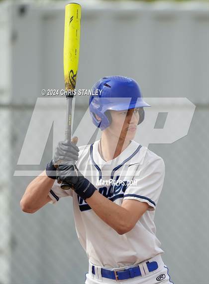 Thumbnail 2 in Denver Christian vs. McMinnville (Coach Bob Invitational) photogallery.