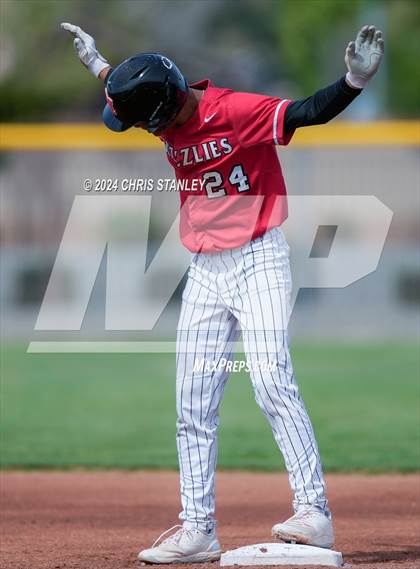 Thumbnail 1 in Denver Christian vs. McMinnville (Coach Bob Invitational) photogallery.