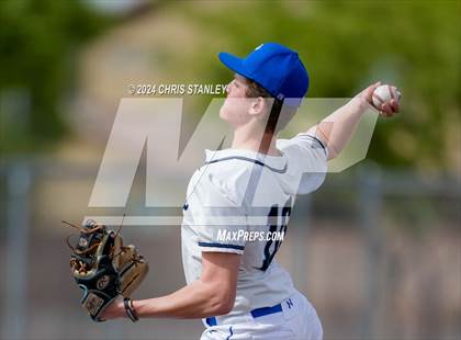 Thumbnail 2 in Denver Christian vs. McMinnville (Coach Bob Invitational) photogallery.
