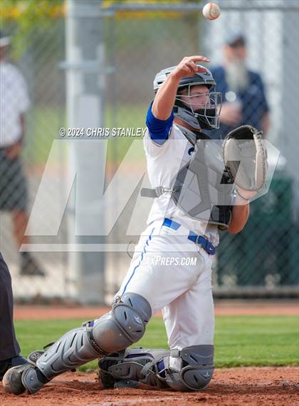 Thumbnail 2 in Denver Christian vs. McMinnville (Coach Bob Invitational) photogallery.