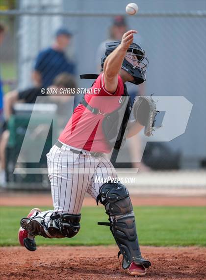 Thumbnail 3 in Denver Christian vs. McMinnville (Coach Bob Invitational) photogallery.