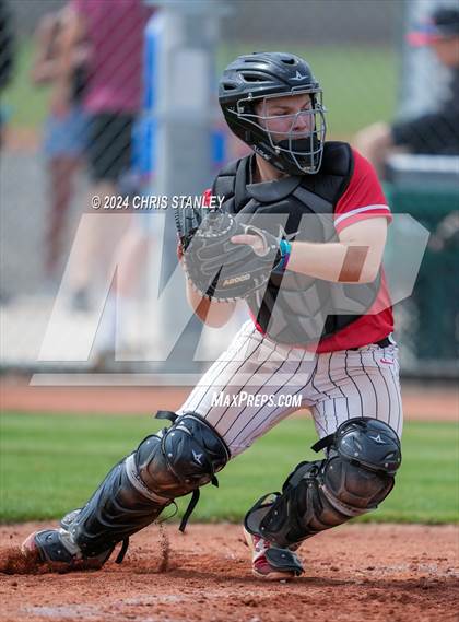 Thumbnail 1 in Denver Christian vs. McMinnville (Coach Bob Invitational) photogallery.