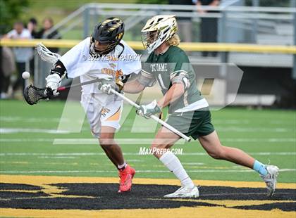 Thumbnail 3 in Notre Dame, WH @ Daniel Hand (CIAC Class M Semifinal) photogallery.