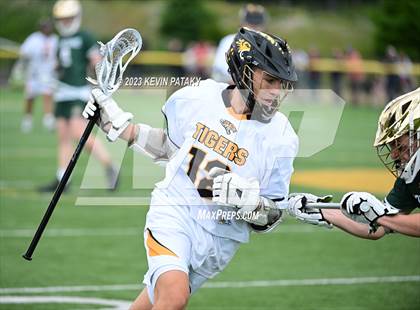 Thumbnail 2 in Notre Dame, WH @ Daniel Hand (CIAC Class M Semifinal) photogallery.