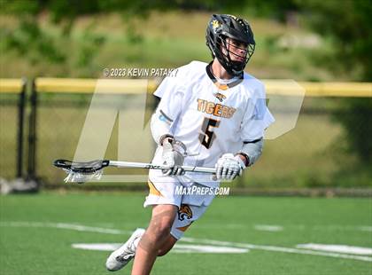 Thumbnail 2 in Notre Dame, WH @ Daniel Hand (CIAC Class M Semifinal) photogallery.