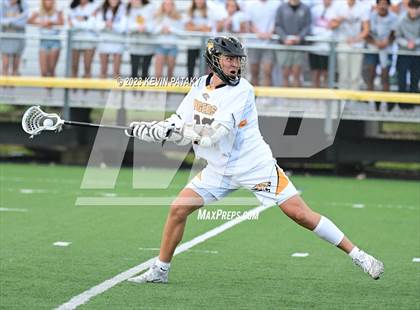Thumbnail 2 in Notre Dame, WH @ Daniel Hand (CIAC Class M Semifinal) photogallery.