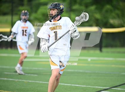 Thumbnail 3 in Notre Dame, WH @ Daniel Hand (CIAC Class M Semifinal) photogallery.