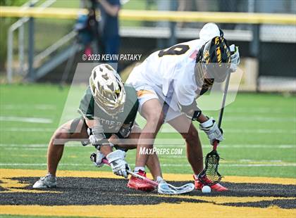 Thumbnail 1 in Notre Dame, WH @ Daniel Hand (CIAC Class M Semifinal) photogallery.