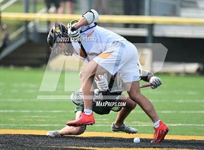 Thumbnail 3 in Notre Dame, WH @ Daniel Hand (CIAC Class M Semifinal) photogallery.
