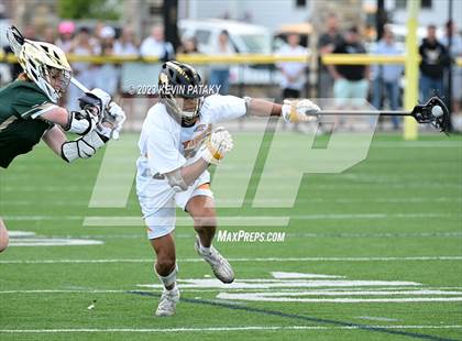 Thumbnail 3 in Notre Dame, WH @ Daniel Hand (CIAC Class M Semifinal) photogallery.