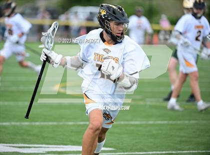Thumbnail 2 in Notre Dame, WH @ Daniel Hand (CIAC Class M Semifinal) photogallery.