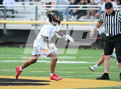 Thumbnail 2 in Notre Dame, WH @ Daniel Hand (CIAC Class M Semifinal) photogallery.