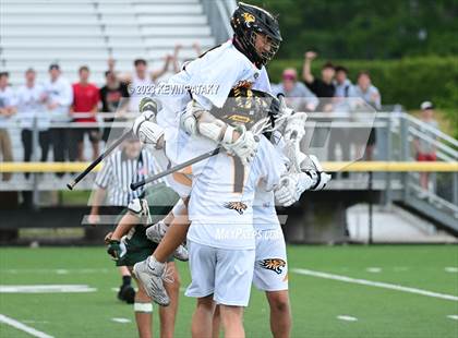 Thumbnail 3 in Notre Dame, WH @ Daniel Hand (CIAC Class M Semifinal) photogallery.