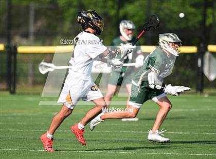 Thumbnail 3 in Notre Dame, WH @ Daniel Hand (CIAC Class M Semifinal) photogallery.