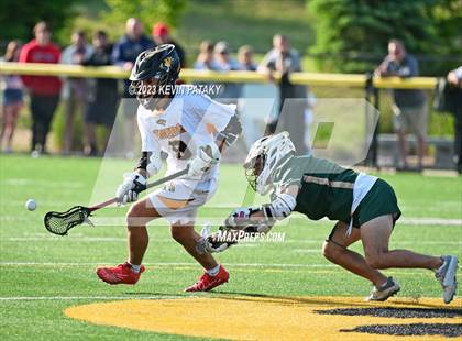 Thumbnail 2 in Notre Dame, WH @ Daniel Hand (CIAC Class M Semifinal) photogallery.
