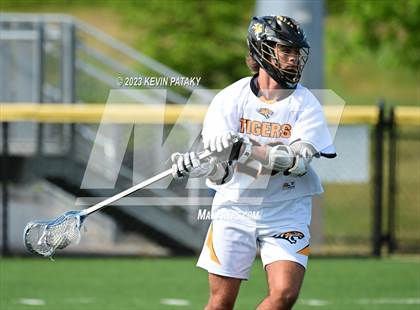 Thumbnail 2 in Notre Dame, WH @ Daniel Hand (CIAC Class M Semifinal) photogallery.