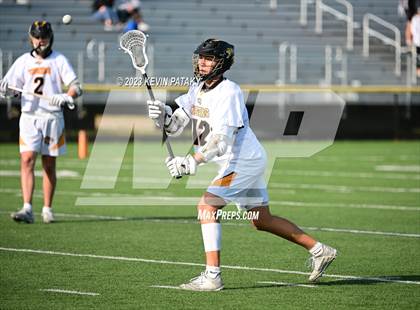 Thumbnail 3 in Notre Dame, WH @ Daniel Hand (CIAC Class M Semifinal) photogallery.