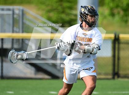 Thumbnail 3 in Notre Dame, WH @ Daniel Hand (CIAC Class M Semifinal) photogallery.