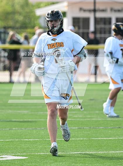 Thumbnail 2 in Notre Dame, WH @ Daniel Hand (CIAC Class M Semifinal) photogallery.