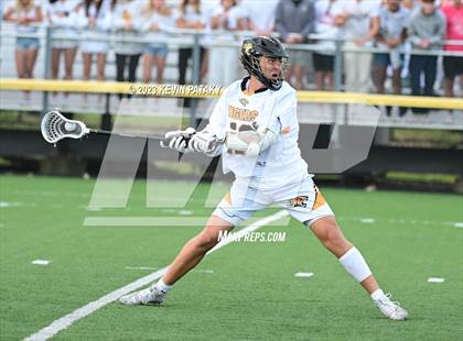 Thumbnail 3 in Notre Dame, WH @ Daniel Hand (CIAC Class M Semifinal) photogallery.