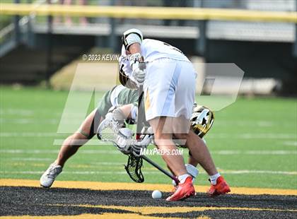 Thumbnail 3 in Notre Dame, WH @ Daniel Hand (CIAC Class M Semifinal) photogallery.