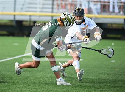 Thumbnail 3 in Notre Dame, WH @ Daniel Hand (CIAC Class M Semifinal) photogallery.