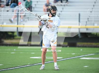 Thumbnail 3 in Notre Dame, WH @ Daniel Hand (CIAC Class M Semifinal) photogallery.