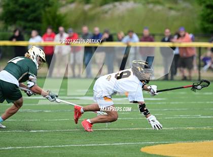 Thumbnail 2 in Notre Dame, WH @ Daniel Hand (CIAC Class M Semifinal) photogallery.