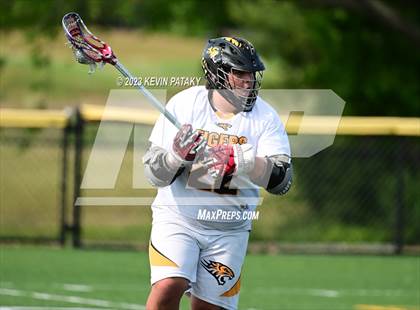 Thumbnail 2 in Notre Dame, WH @ Daniel Hand (CIAC Class M Semifinal) photogallery.