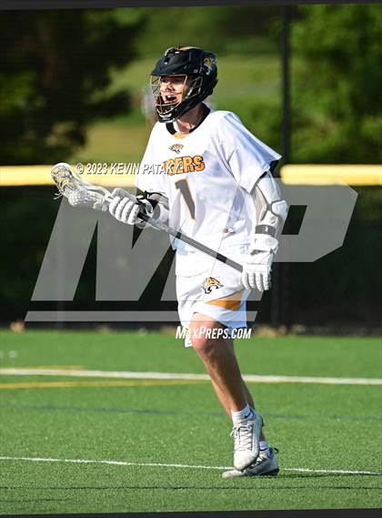 Thumbnail 2 in Notre Dame, WH @ Daniel Hand (CIAC Class M Semifinal) photogallery.