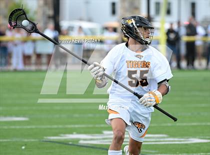 Thumbnail 3 in Notre Dame, WH @ Daniel Hand (CIAC Class M Semifinal) photogallery.