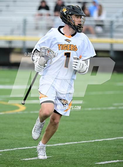Thumbnail 1 in Notre Dame, WH @ Daniel Hand (CIAC Class M Semifinal) photogallery.