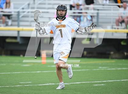 Thumbnail 3 in Notre Dame, WH @ Daniel Hand (CIAC Class M Semifinal) photogallery.