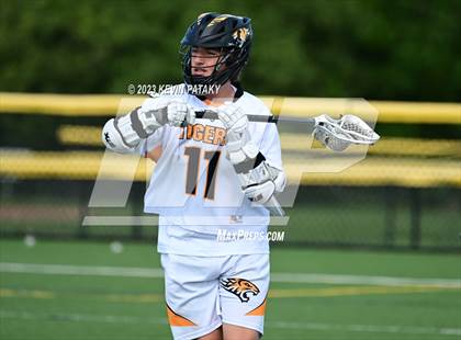 Thumbnail 2 in Notre Dame, WH @ Daniel Hand (CIAC Class M Semifinal) photogallery.