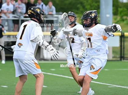 Thumbnail 3 in Notre Dame, WH @ Daniel Hand (CIAC Class M Semifinal) photogallery.