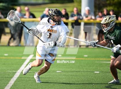 Thumbnail 2 in Notre Dame, WH @ Daniel Hand (CIAC Class M Semifinal) photogallery.