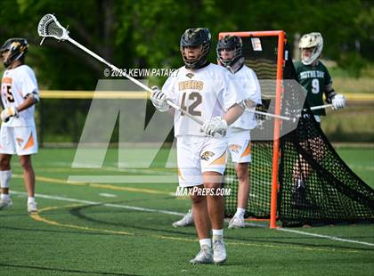 Thumbnail 2 in Notre Dame, WH @ Daniel Hand (CIAC Class M Semifinal) photogallery.