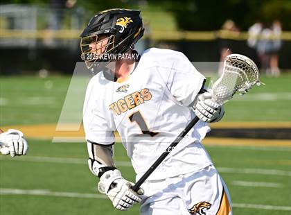 Thumbnail 1 in Notre Dame, WH @ Daniel Hand (CIAC Class M Semifinal) photogallery.