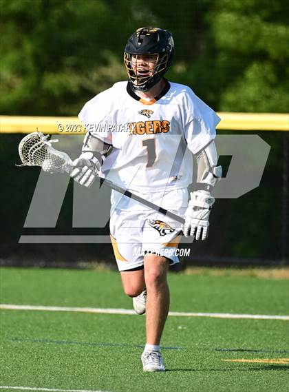 Thumbnail 3 in Notre Dame, WH @ Daniel Hand (CIAC Class M Semifinal) photogallery.
