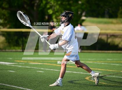 Thumbnail 3 in Notre Dame, WH @ Daniel Hand (CIAC Class M Semifinal) photogallery.