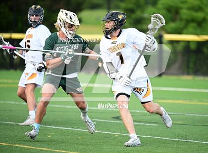 Thumbnail 2 in Notre Dame, WH @ Daniel Hand (CIAC Class M Semifinal) photogallery.