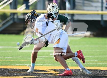 Thumbnail 2 in Notre Dame, WH @ Daniel Hand (CIAC Class M Semifinal) photogallery.