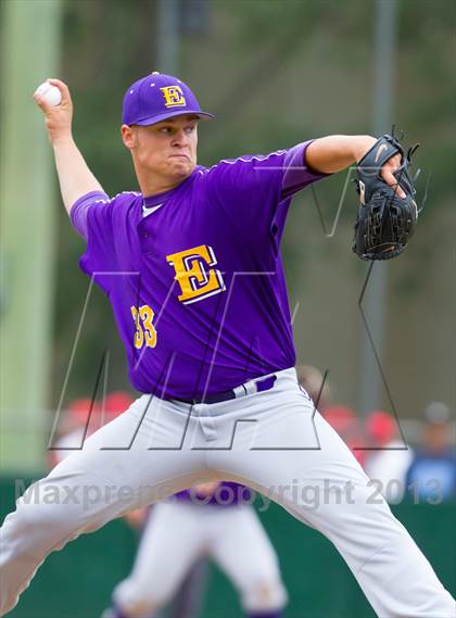 Thumbnail 2 in Capital Christian vs. Escalon (CIF SJS D5 Final) photogallery.