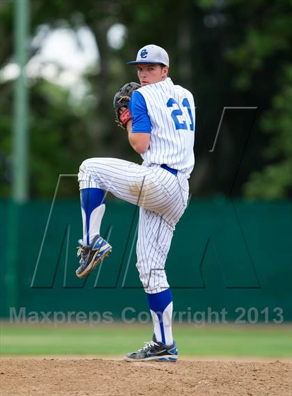 Thumbnail 3 in Capital Christian vs. Escalon (CIF SJS D5 Final) photogallery.