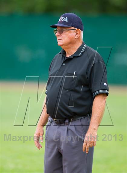 Thumbnail 3 in Capital Christian vs. Escalon (CIF SJS D5 Final) photogallery.
