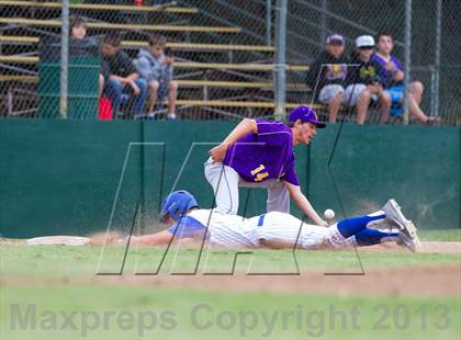 Thumbnail 3 in Capital Christian vs. Escalon (CIF SJS D5 Final) photogallery.