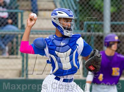 Thumbnail 3 in Capital Christian vs. Escalon (CIF SJS D5 Final) photogallery.